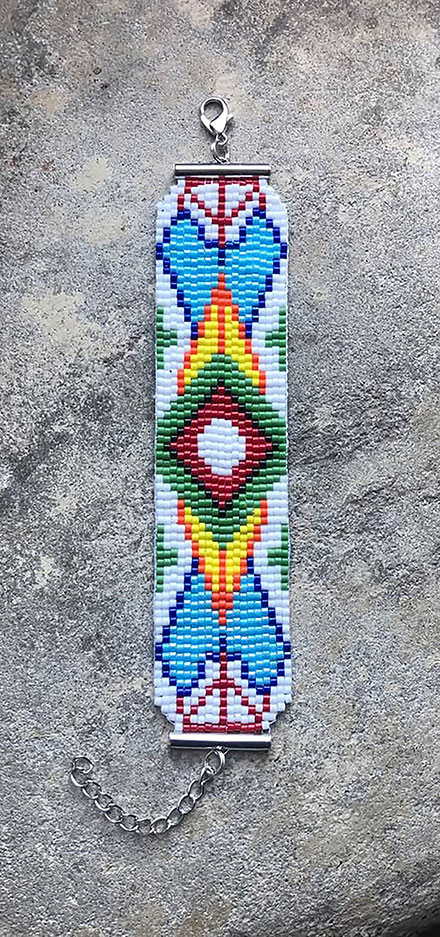 Bracelet en perles Miyuki Coeur blanc, rouge et vert (bracelet 2)